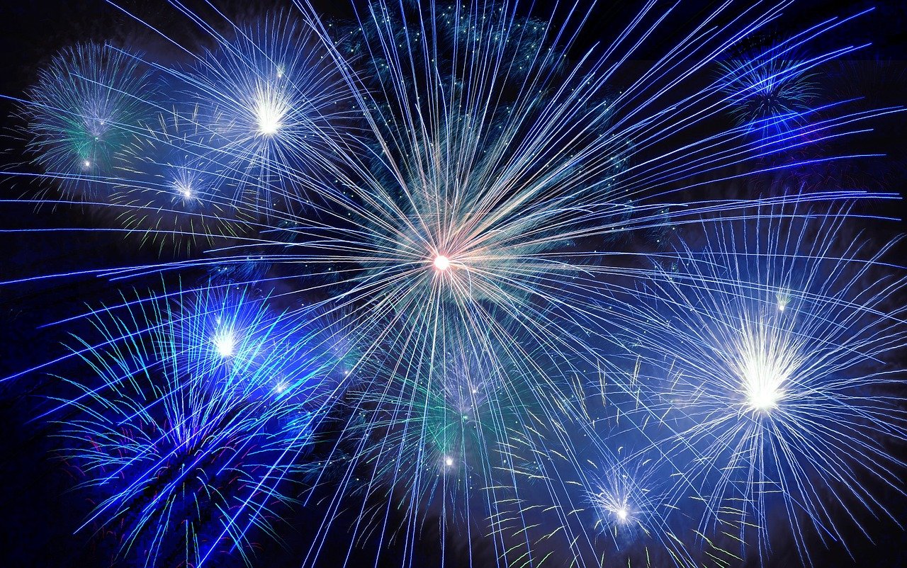Feuerwerk im Rasen sicher aufstellen in 4 Schritten
